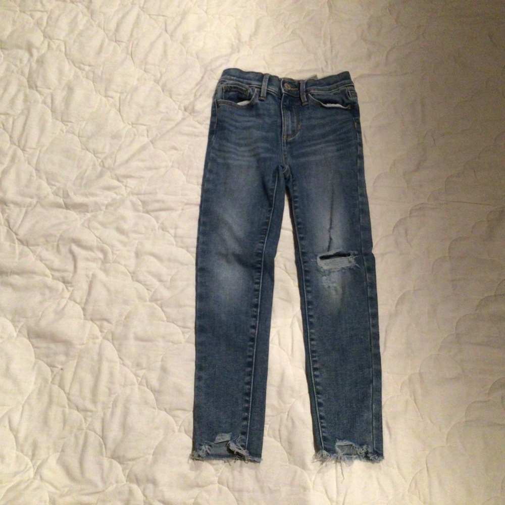 Classic Blue Distressed Women Jeans